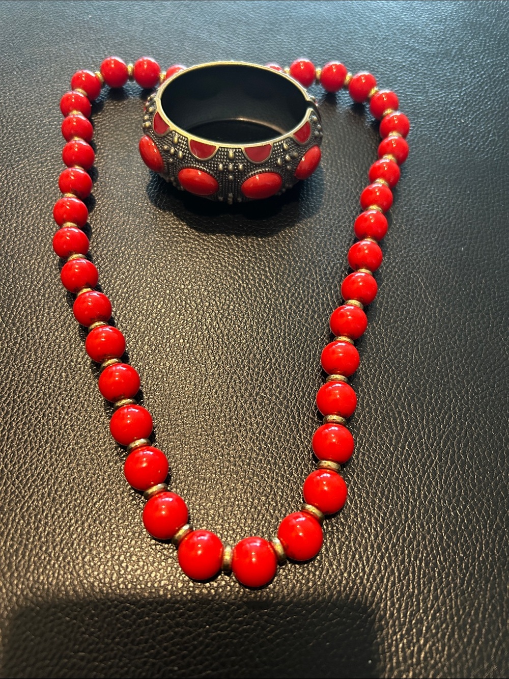 Vintage Red Beaded Necklace and Bracelet Set